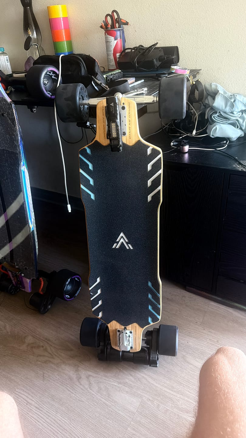 Customer photo review of Acedeck® Stella S3 Breeze Electric Longboard-Powerful& Long Range