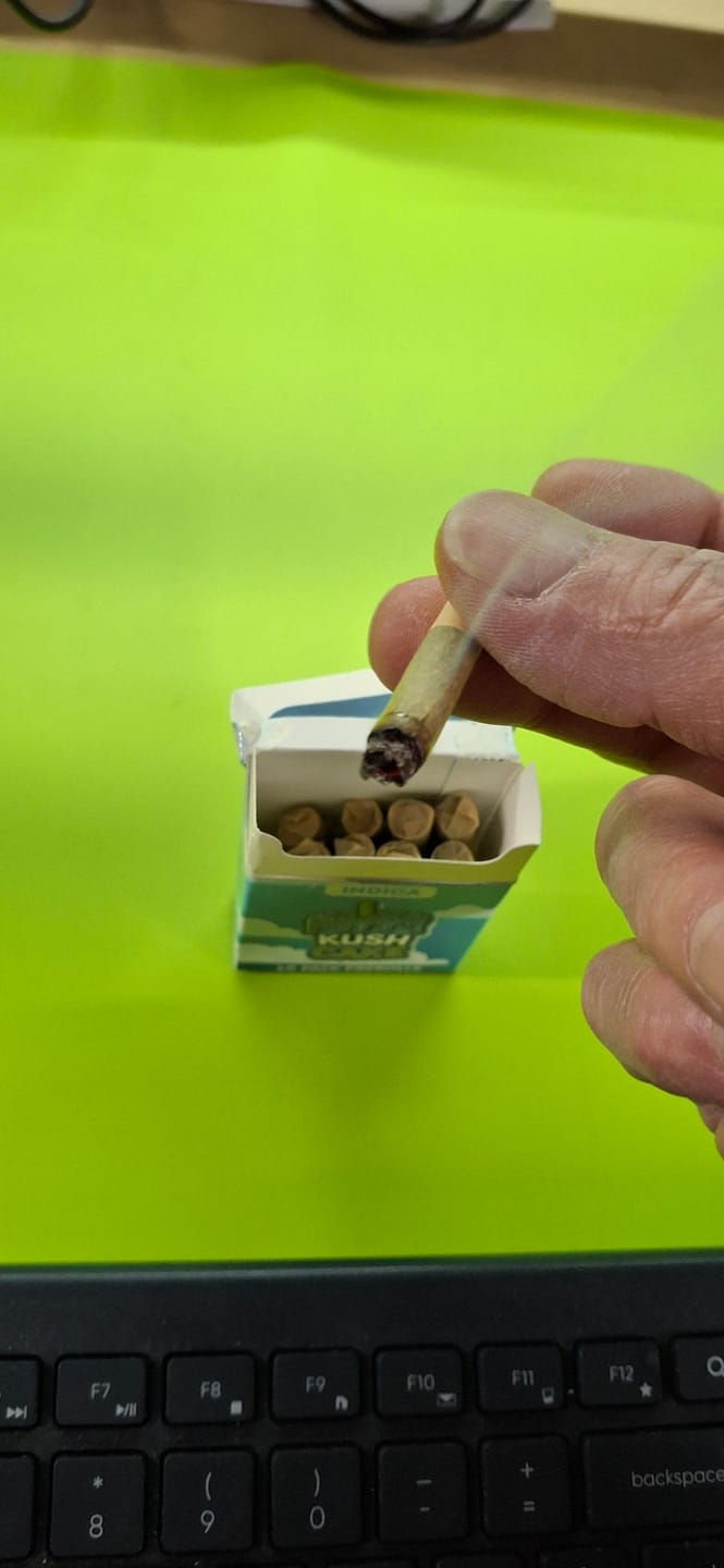 Customer photo review of Kush Cake - Pack of Pre-Rolls (10 Pack) - Indica