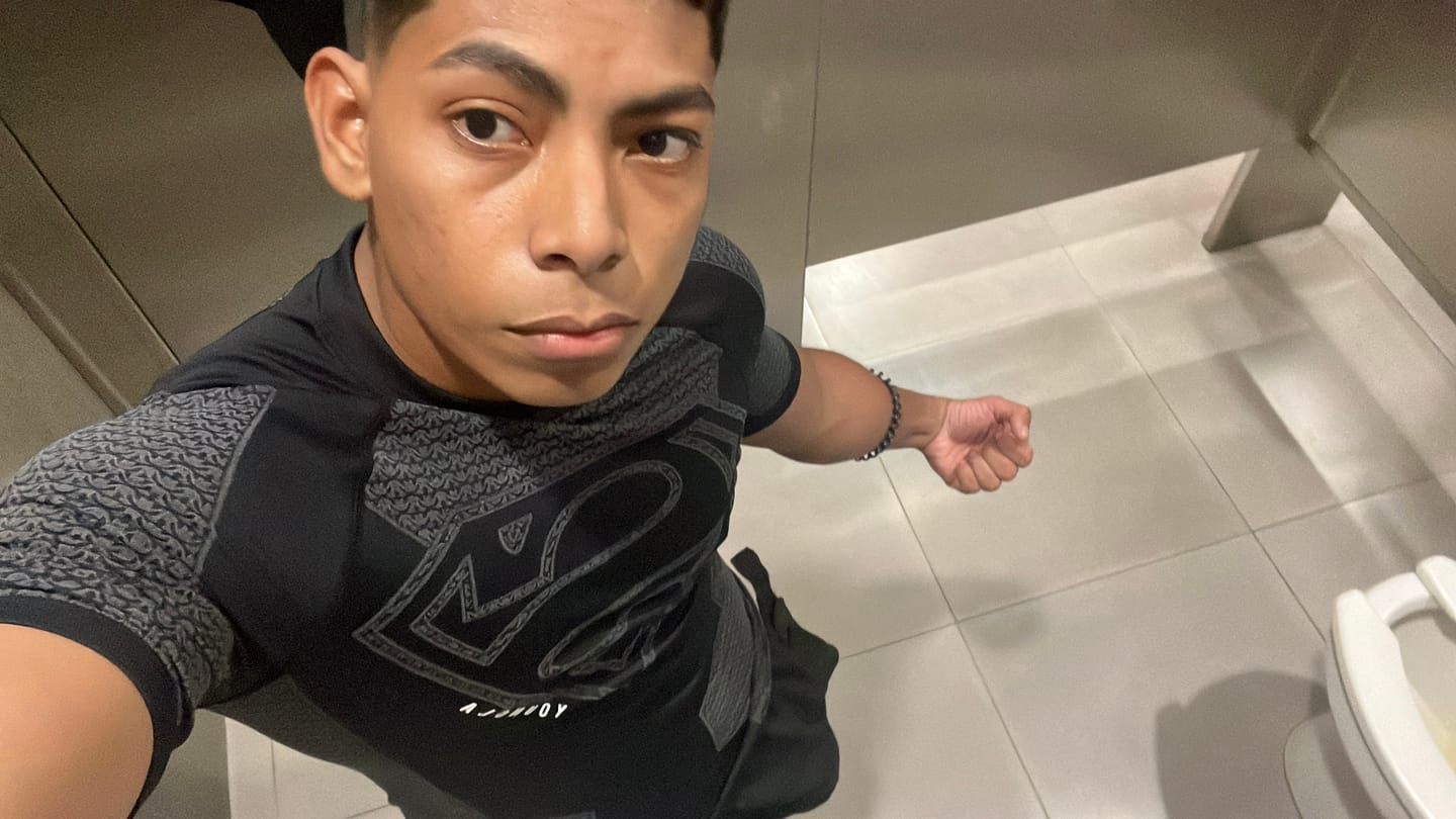 Customer photo review of 4185 - Chaos Tees