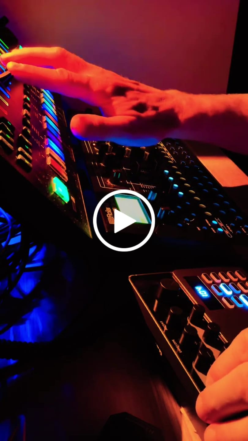 Customer video review of Donner Essential B1 Synthétiseur de basse analogique