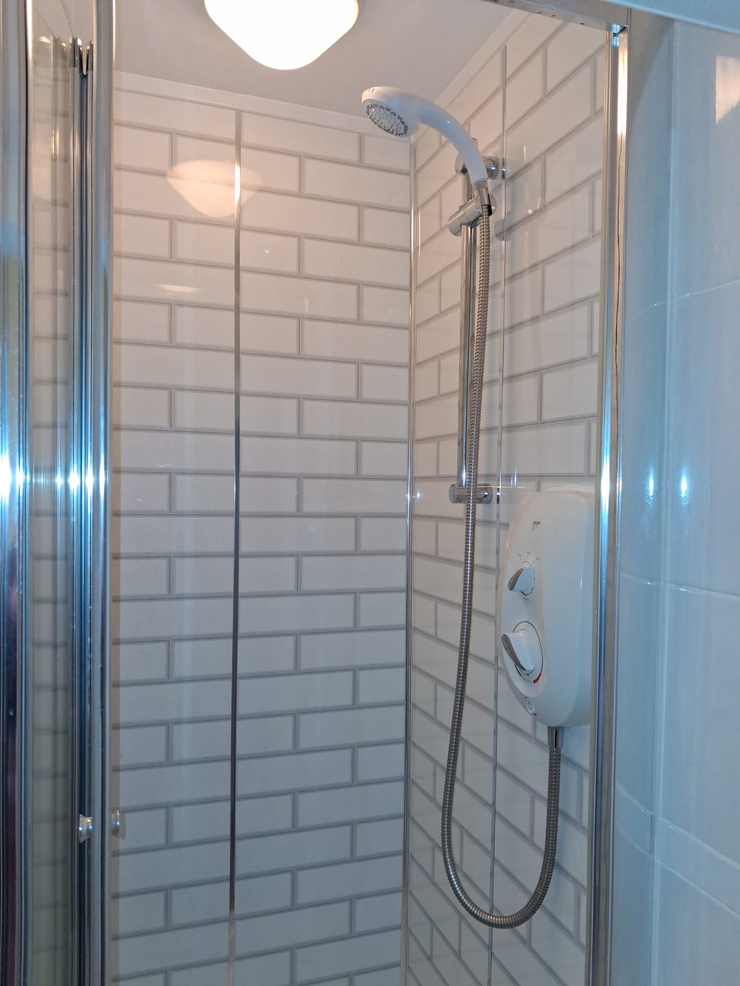 Customer photo review of 10mm London Tile Gloss Shower Panel 1M x 2.4M