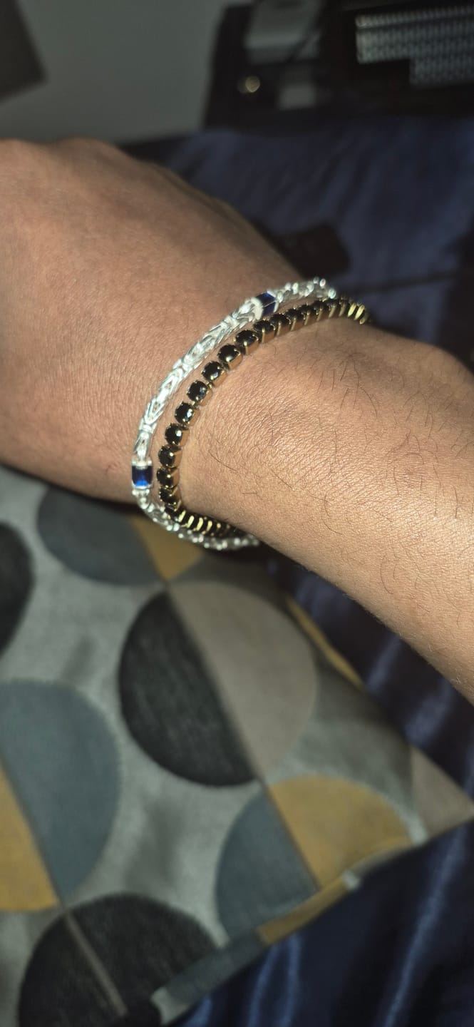 Customer photo review of Tennis Black Bracelet (Gold)