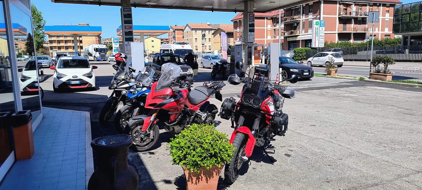 Customer photo review of Alps Inflatable Crash Bar Bag | 300KG Passive Protection | IPX7 Waterproof