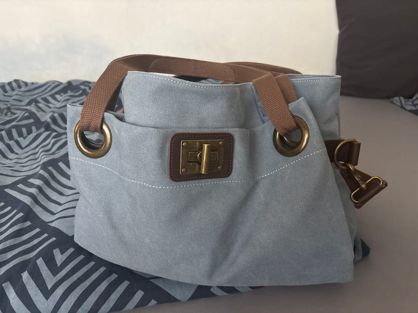 Customer photo review of PONT-DES-ARTS (MEDIUM)
