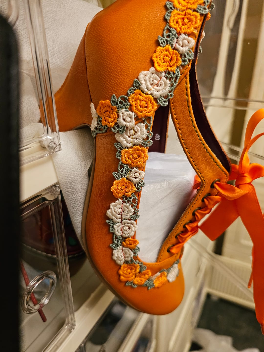 Customer photo review of Spring Daisy Floral Vintage Pumps
