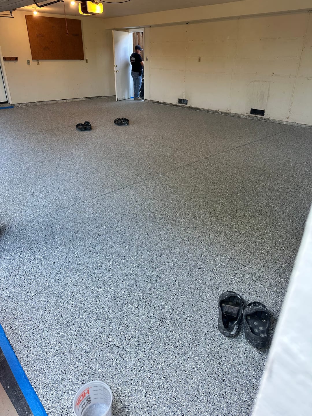 Customer photo review of Epoxy Floor Polymer Flakes - Torginol Collection