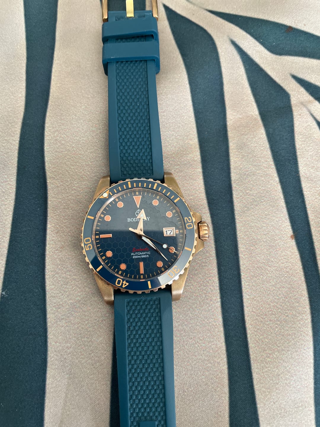 Customer photo review of SEATURTLE.OCEAN(BRONZE) - Automatic Bronze Diver Watch | Sea Blue/FKM Rubber