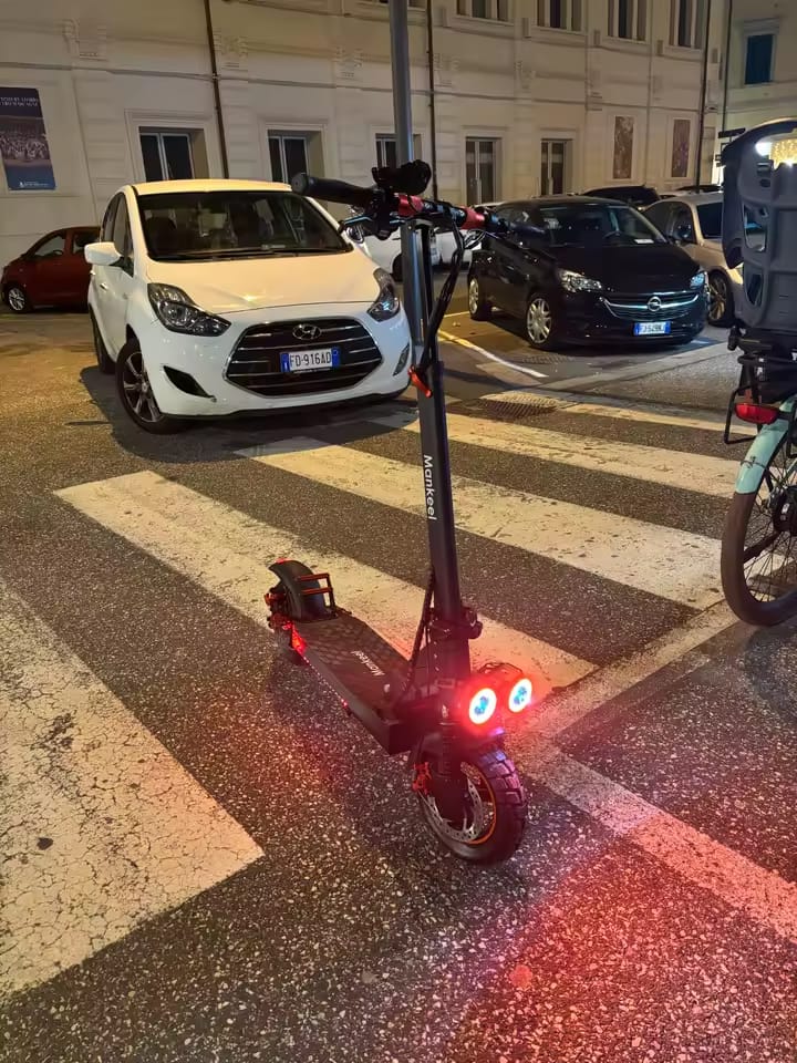 Customer photo review of Mankeel MX-14 Electric Scooter