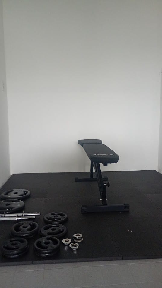 Customer photo review of Banco de musculação 6x1 posições
