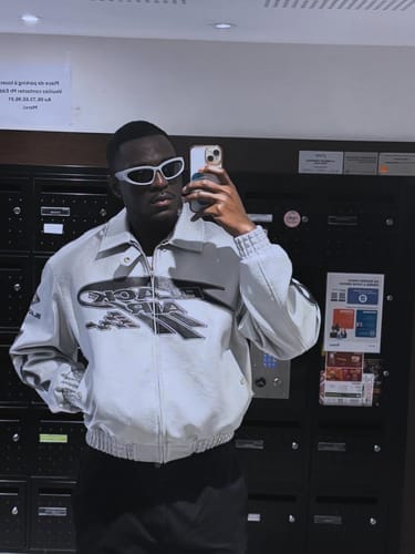 Customer photo review of Faux Leather Vintage Street Black Air Jacket