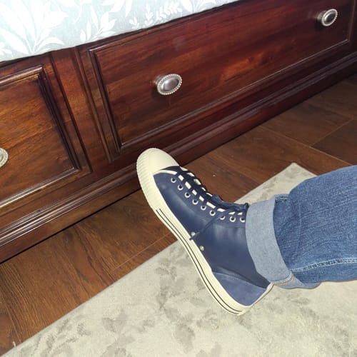 Customer photo review of Center Vintage High-Top Navy/Antique White