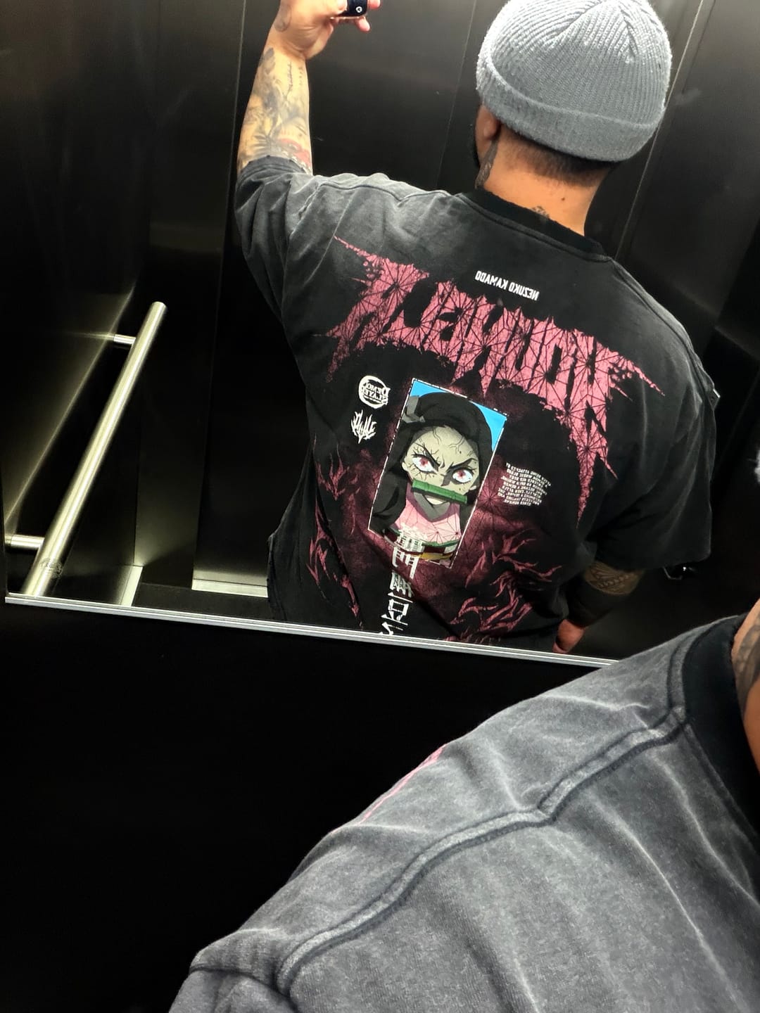 Customer photo review of 4266 - Demon Slayer: Kimetsu no Yaiba - Character Tees