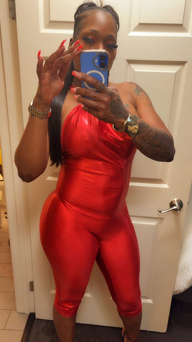 Customer photo review of Selena Capri