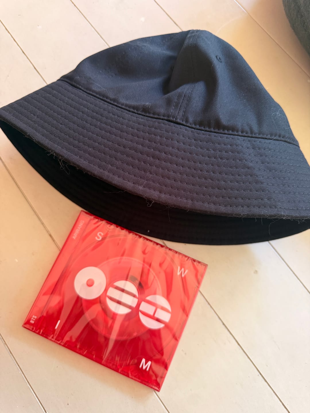Customer photo review of BTS JUNGKOOK PICK - LUOESPAC OVERFIT ROUND BUCKET HAT BLACK
