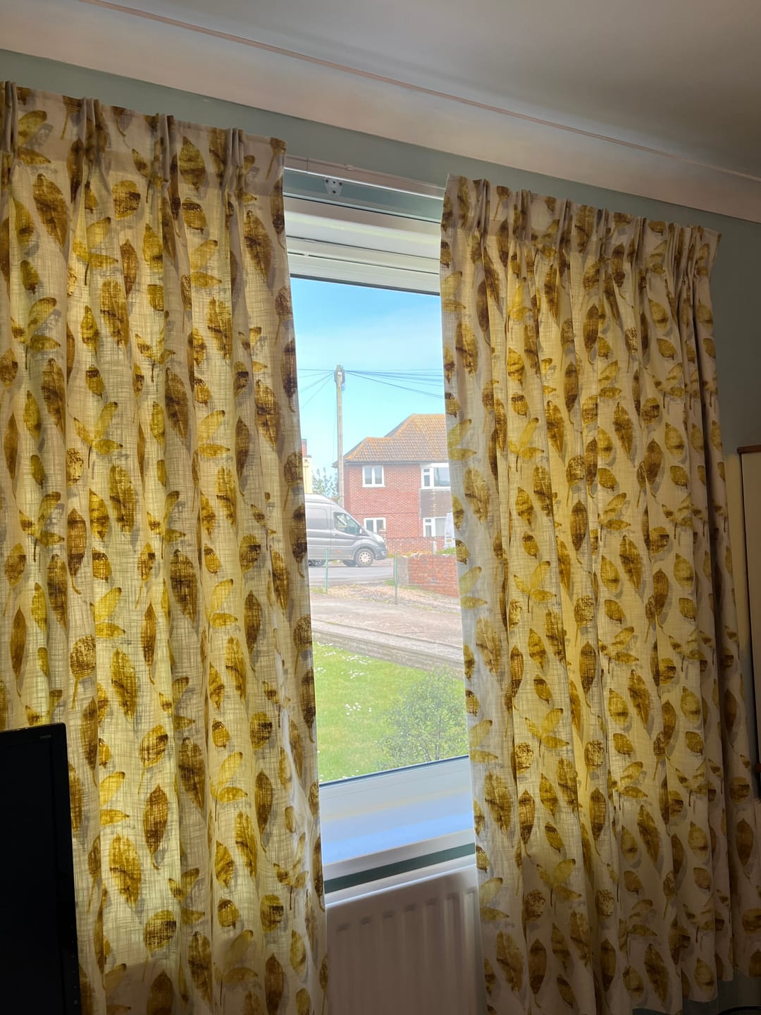 Customer photo review of Leaves Linen Look Cotton Upholstery Fabric
