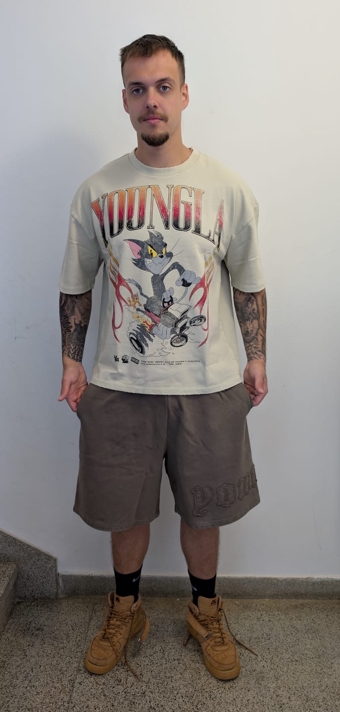 Customer photo review of 4082 - Tom & Jerry Tees