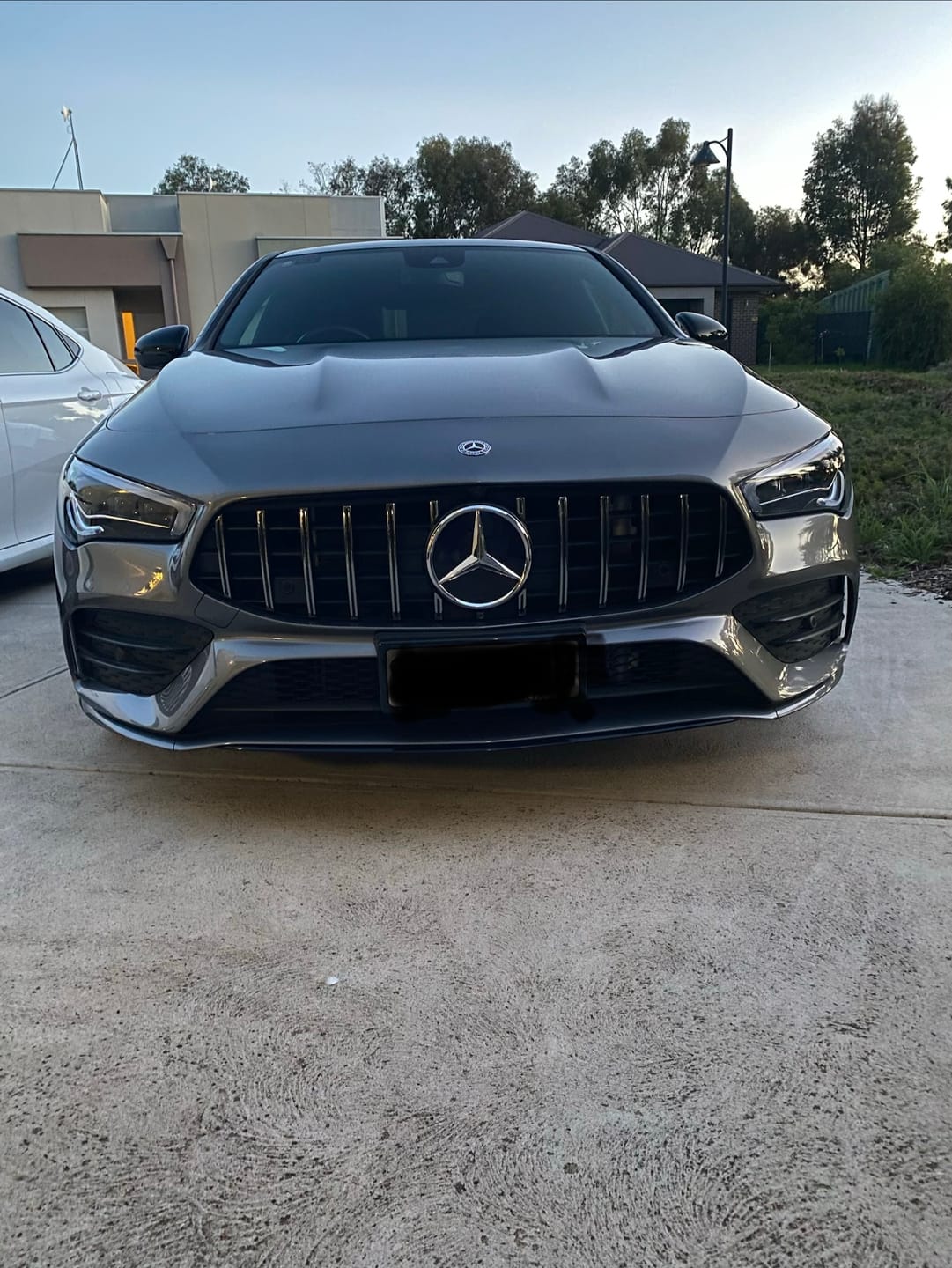 Customer photo review of Grille For MERCEDES BENZ【C118 CLA 35 AMG CLA200/250】2019+【GT SV】