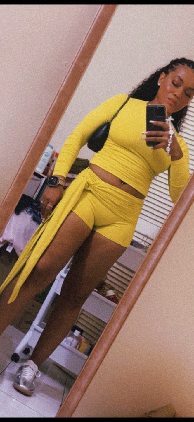 Customer photo review of Mila Bottom - Yellow Lime
