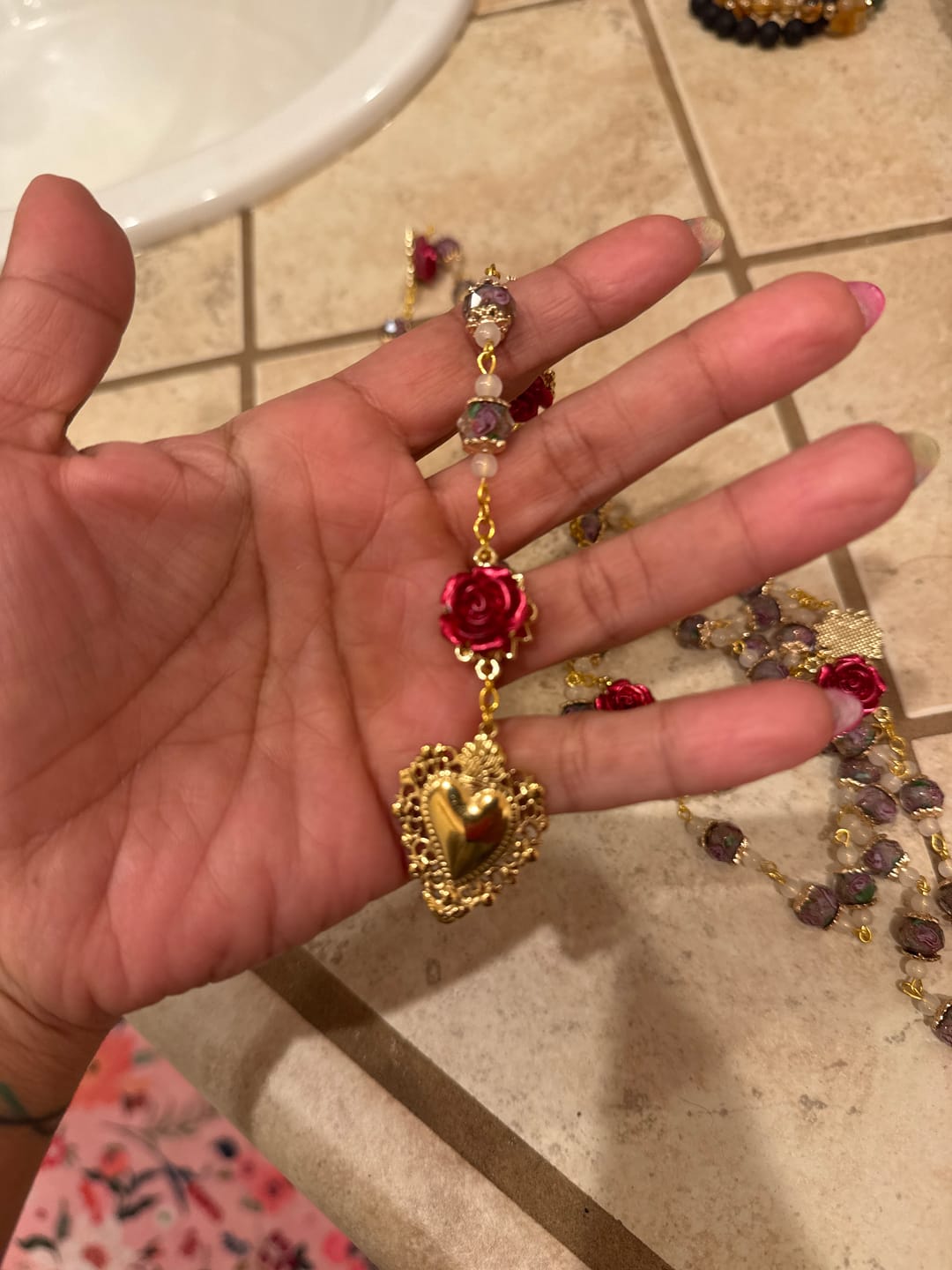 Customer photo review of Christianartworkshop Rose Accent Devotion Rosary with Sacred Heart: Gentle Faith for Daily Prayer