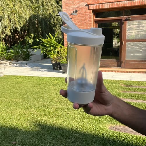 Customer photo review of Shaker eléctrico Zero - 0 grumos en 10 segundos