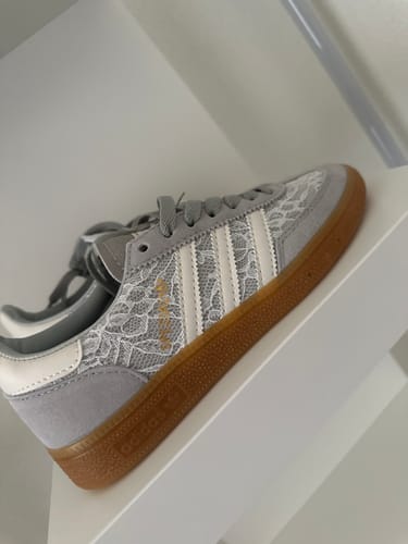 Customer photo review of Adidas Spezial Lacey Flower
