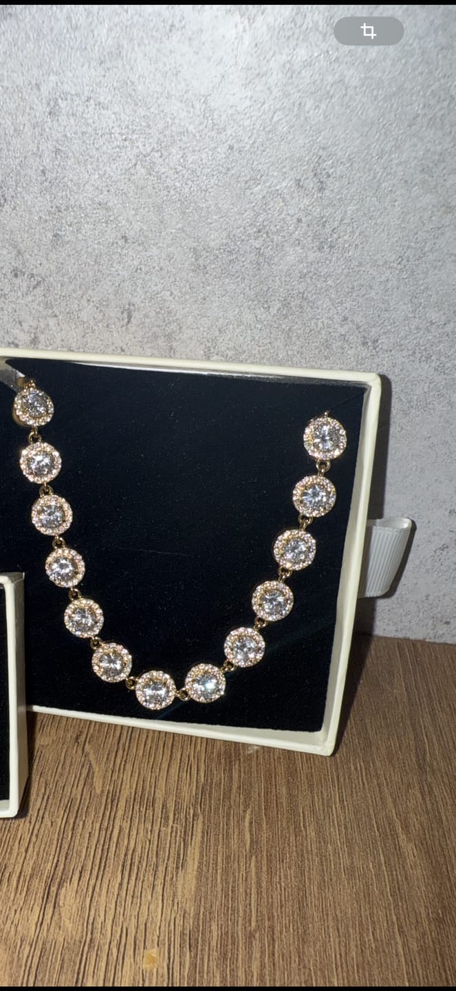 Customer photo review of Crystal Elegance Kette 14K Vergoldet