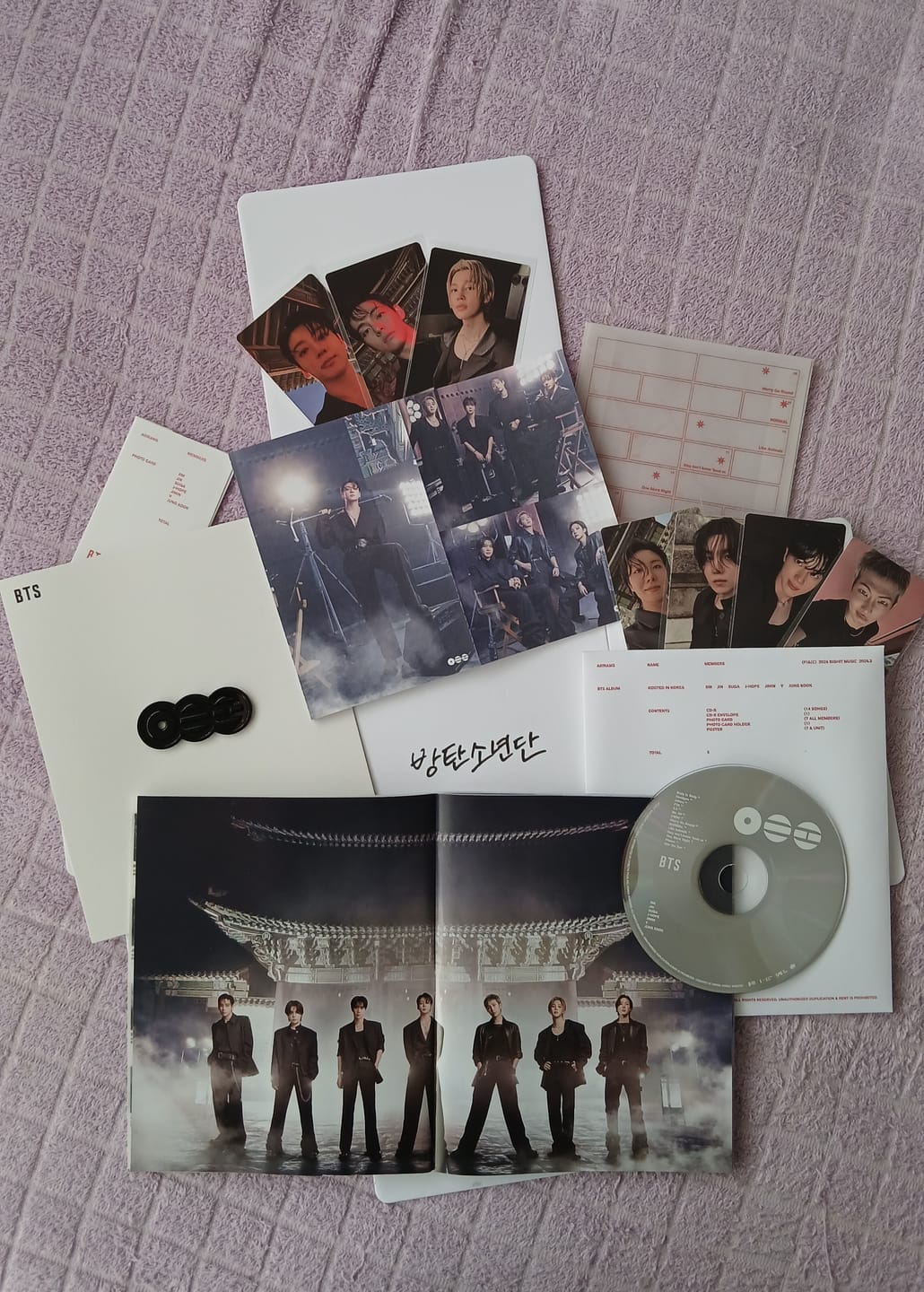 Customer photo review of BTS - ARIRANG 5TH ALBUM STANDARD RANDOM