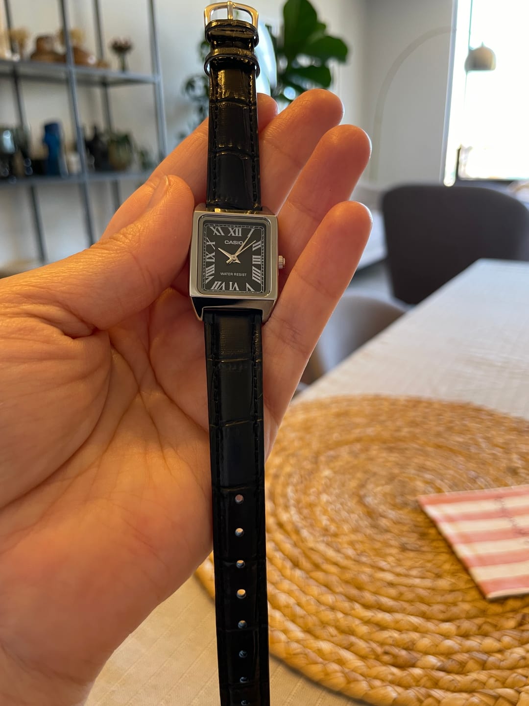 Customer photo review of Reloj Casio Tank Análogo LTP-V007L-1BUDF Cuero Dial Negro