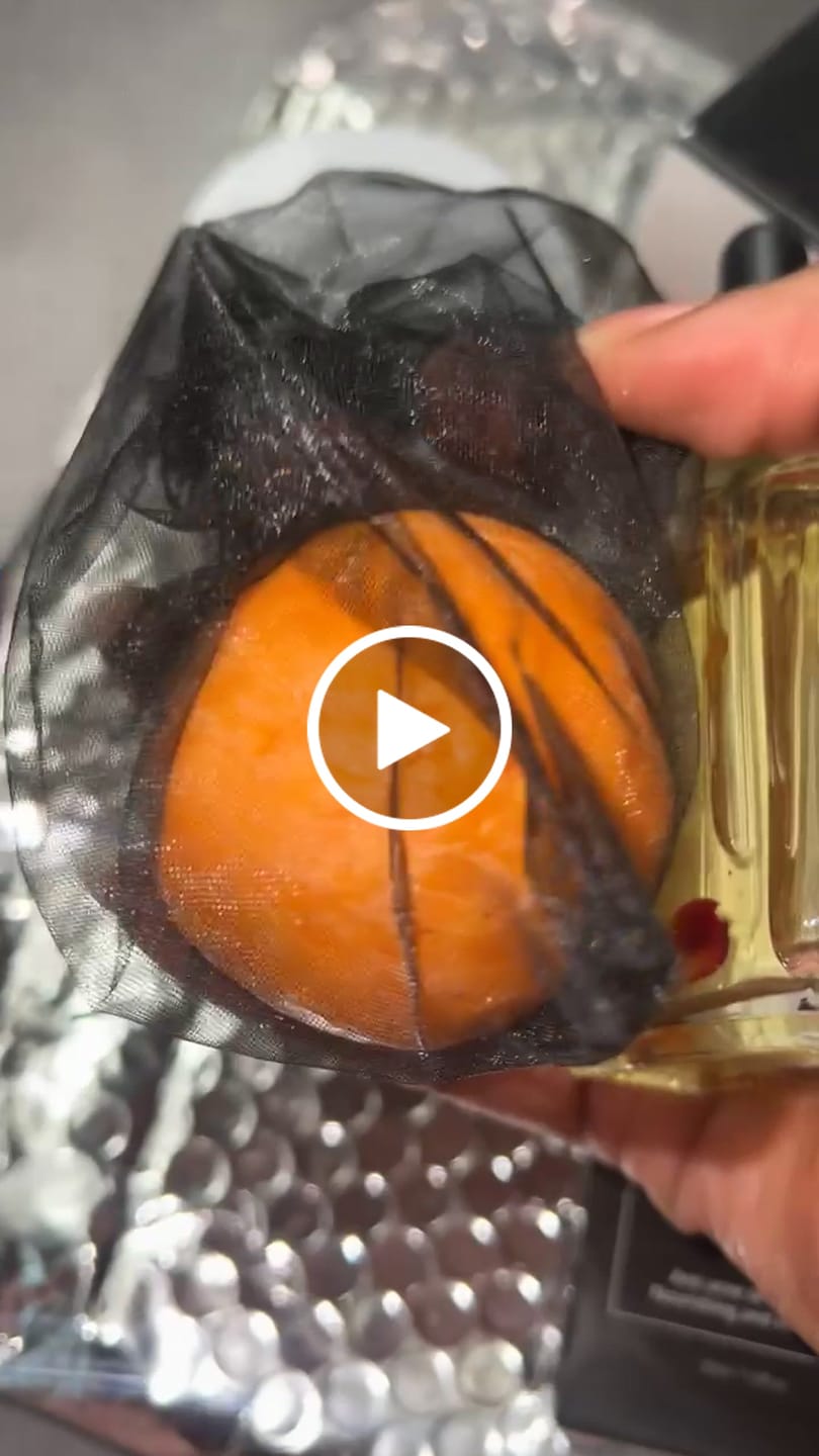 Customer video review of Savon visage biscuit