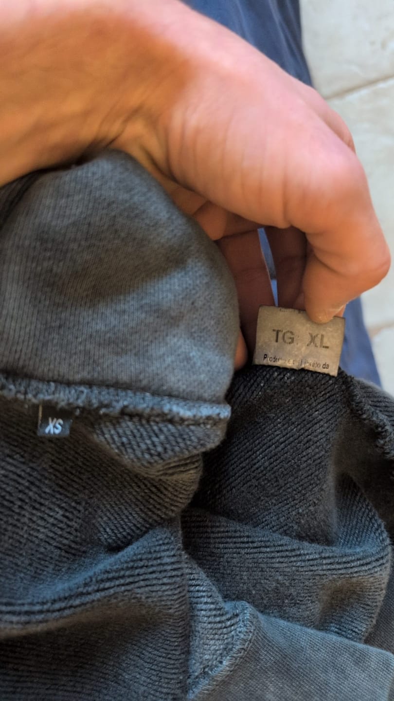 Customer photo review of Hoodie Cropped Blanks 500GSM Stonewashed