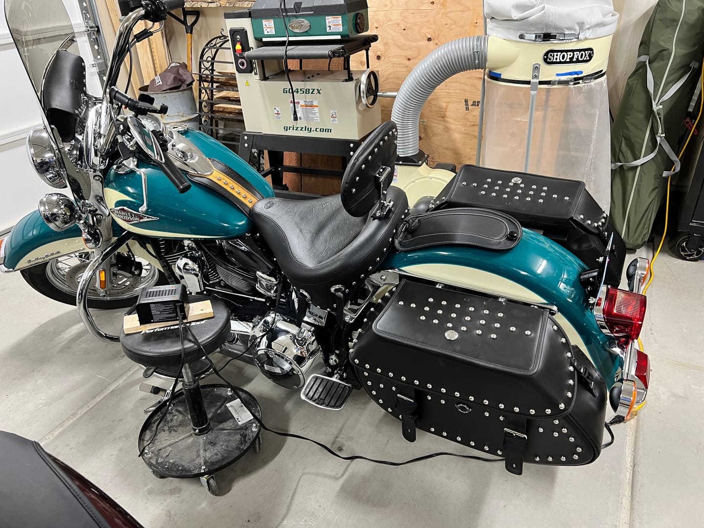 Customer photo review of Viking Saddlebags Quick Disconnect System For Harley Davidson Softail