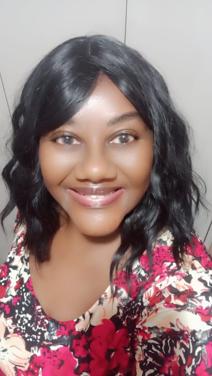 Customer photo review of Wig Fibra Premium - Bruna - Castanho Escuro 2