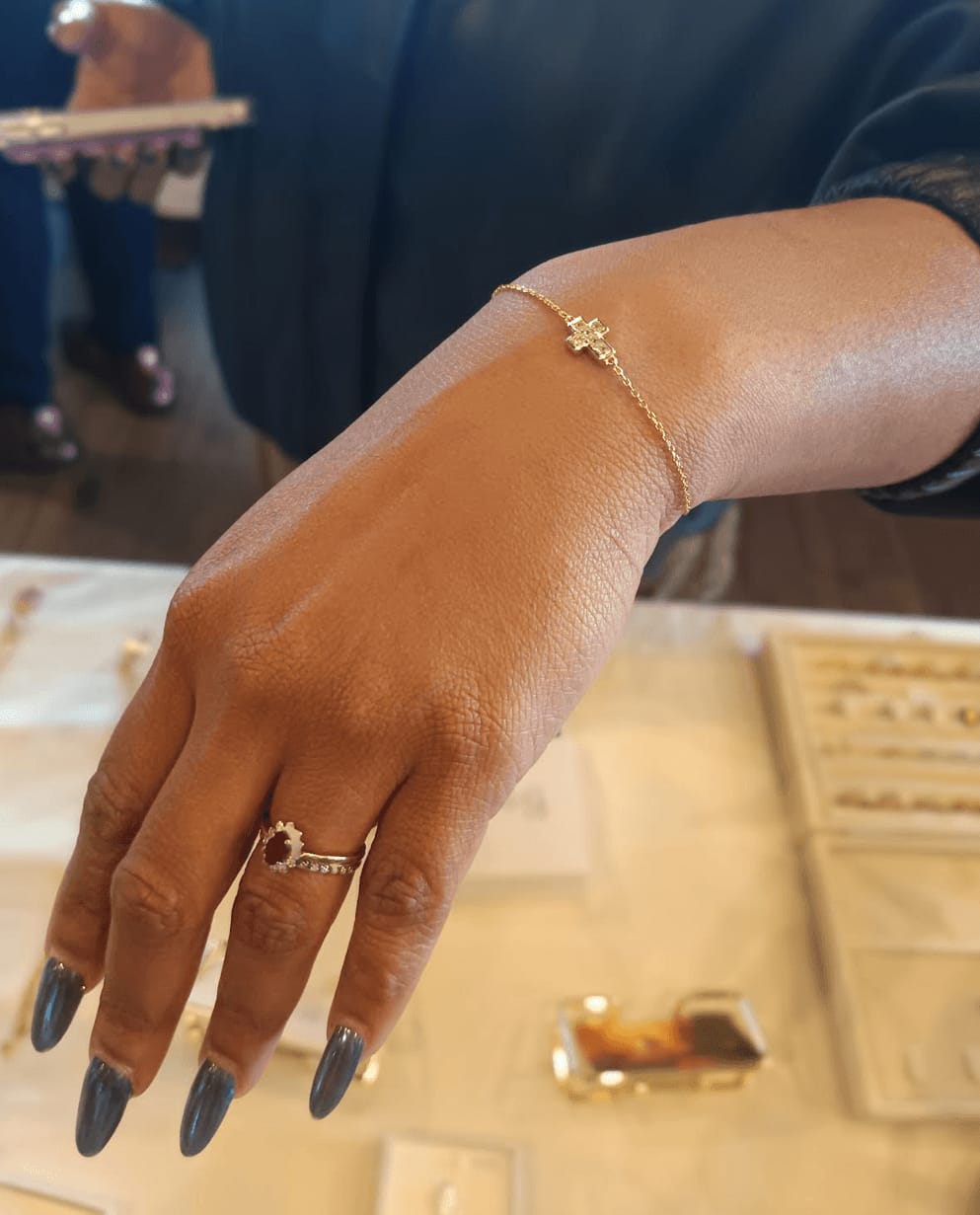 Customer photo review of Bracelet Croix Coloré Noé
