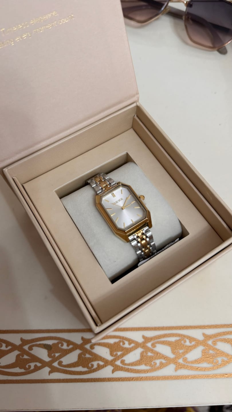 Customer photo review of Isabell Gold Silver