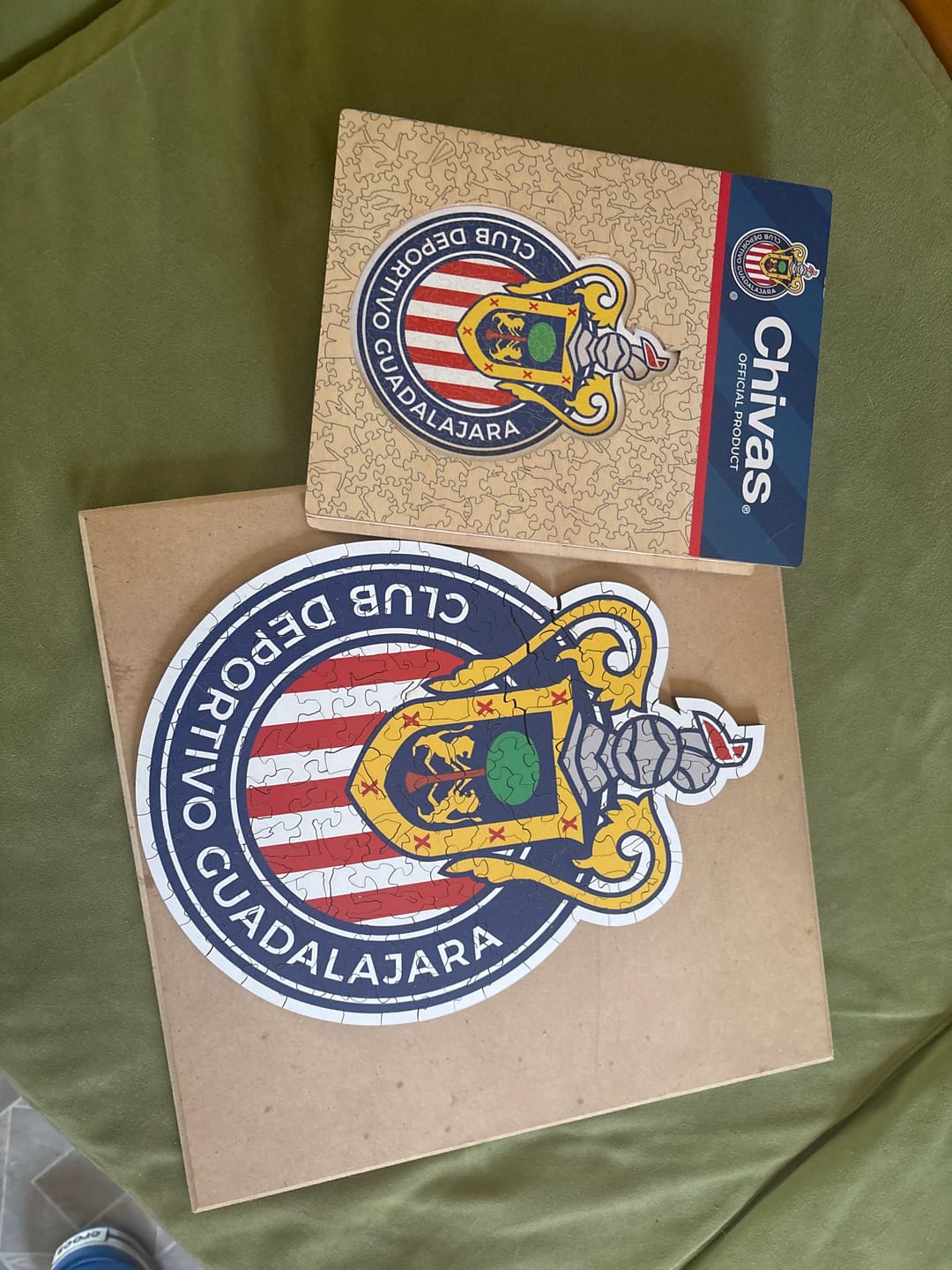 Customer photo review of Chivas Guadalajara® Escudo - Rompecabezas de Madera