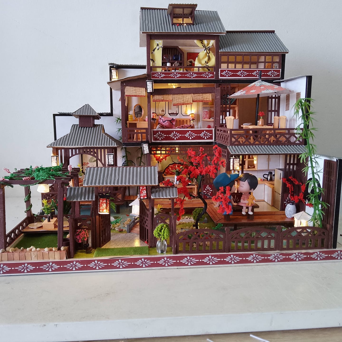 Customer photo review of Spring Courtyard DIY Miniature Dollhouse Kit