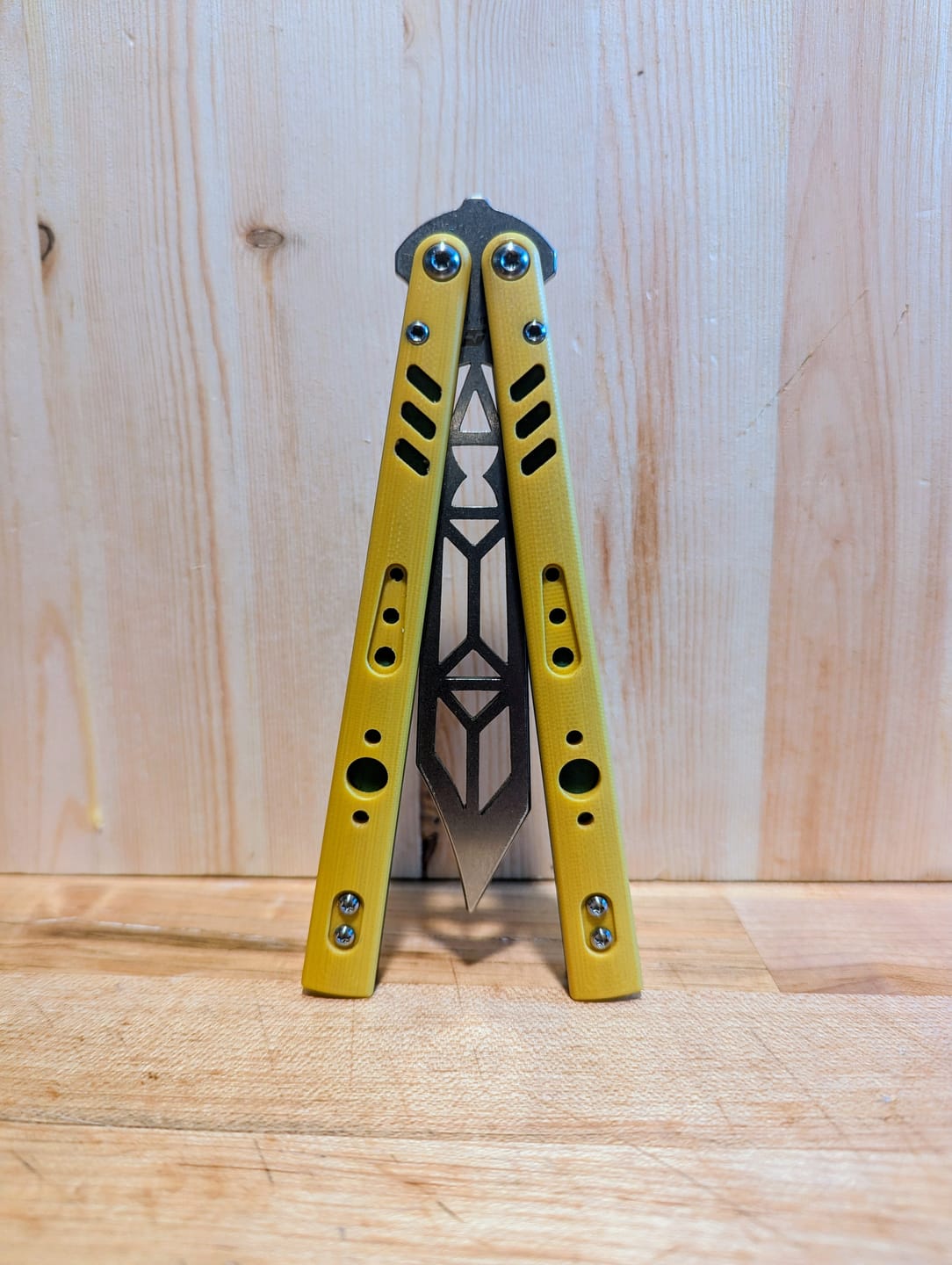 Customer photo review of ARMED SHARK REP clone Titanium+g10 handle stainless steel blade Bushing