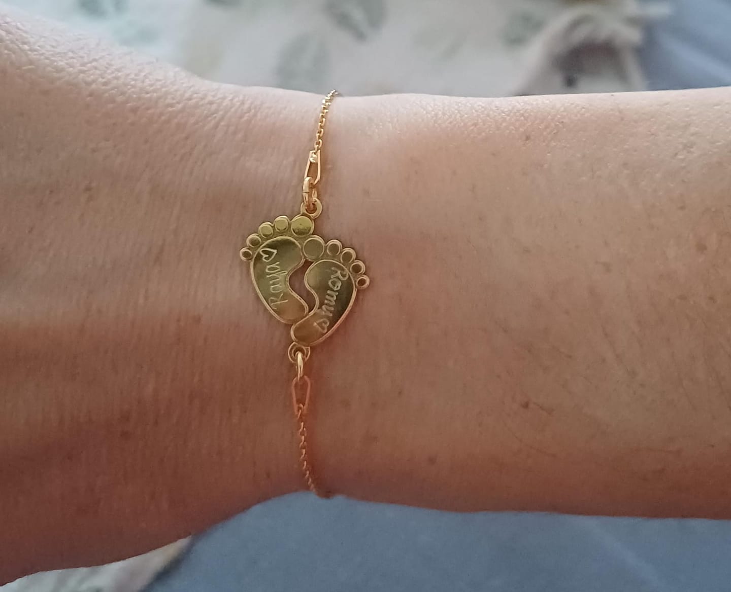 Customer photo review of Armband "Babyfüßchen"