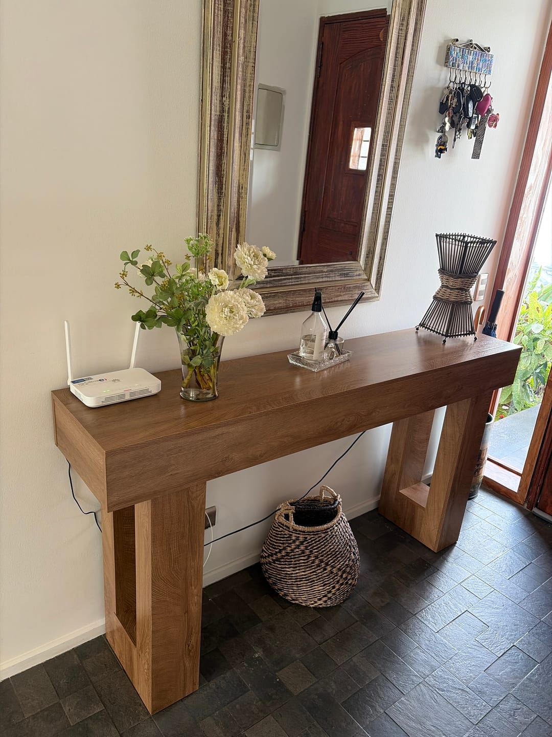 Customer photo review of Mueble Arrimo Recibidor Rústico De Lujo Elegante 160 Cm