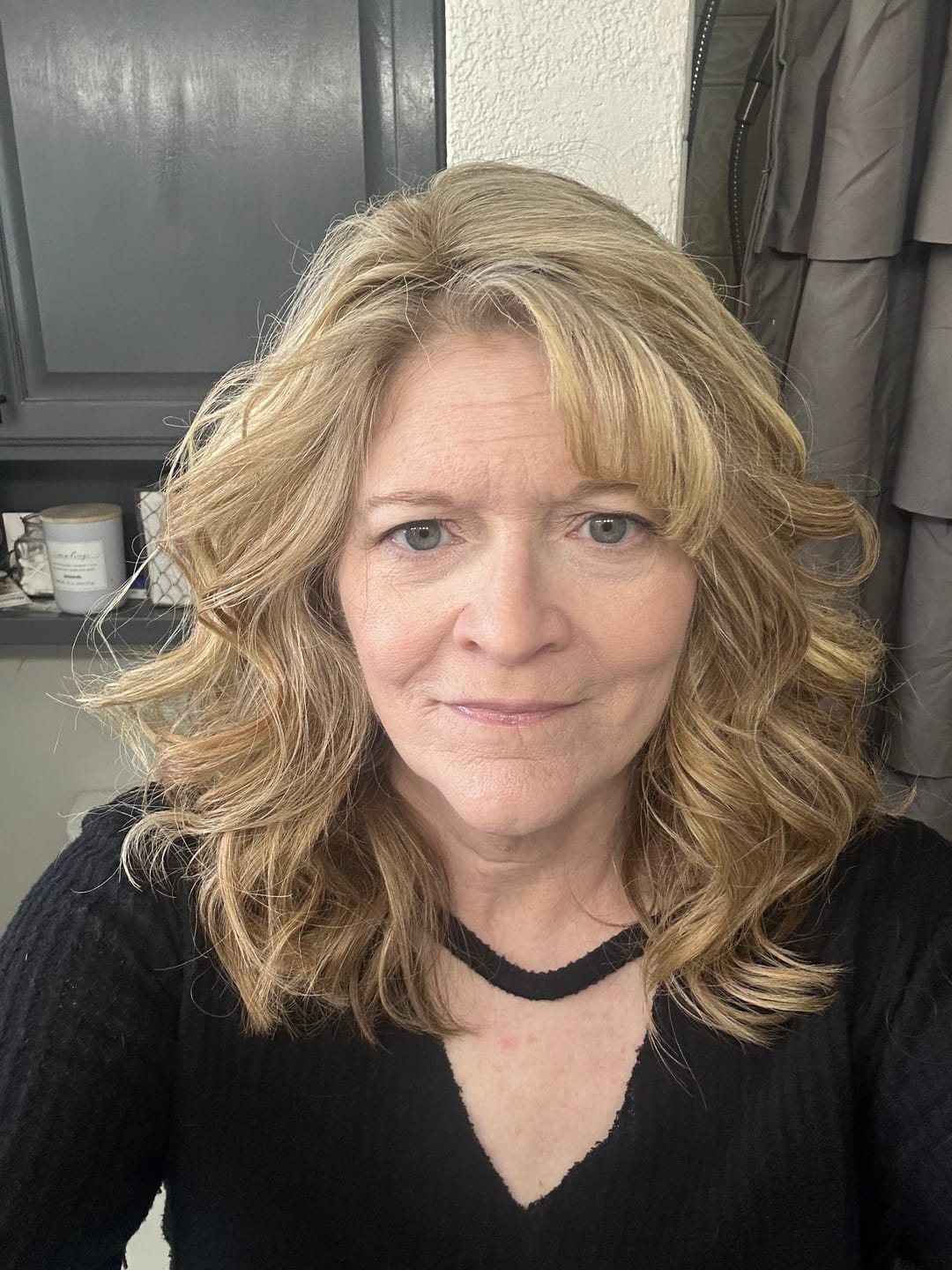 Customer photo review of Marilyn Light Volume Hair Topper