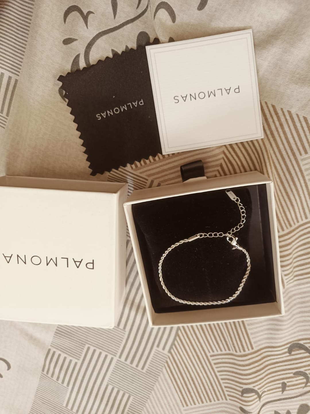Customer photo review of Silver Rope Chain Bracelet