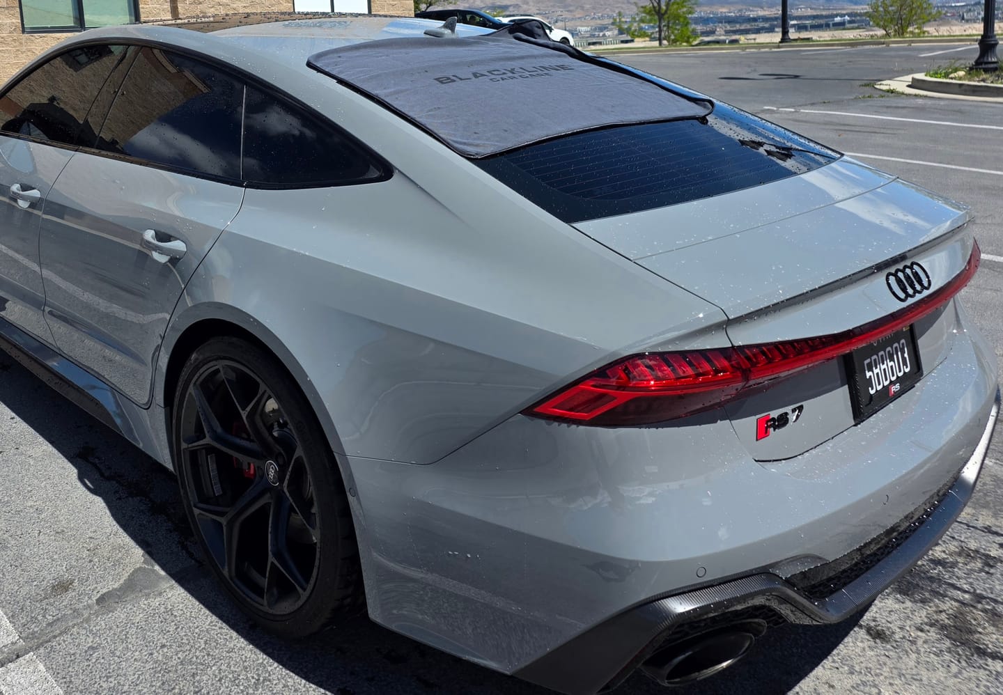 Customer photo review of BLACKLINE® SLIM TWISTED-LOOP DRYING TOWEL
