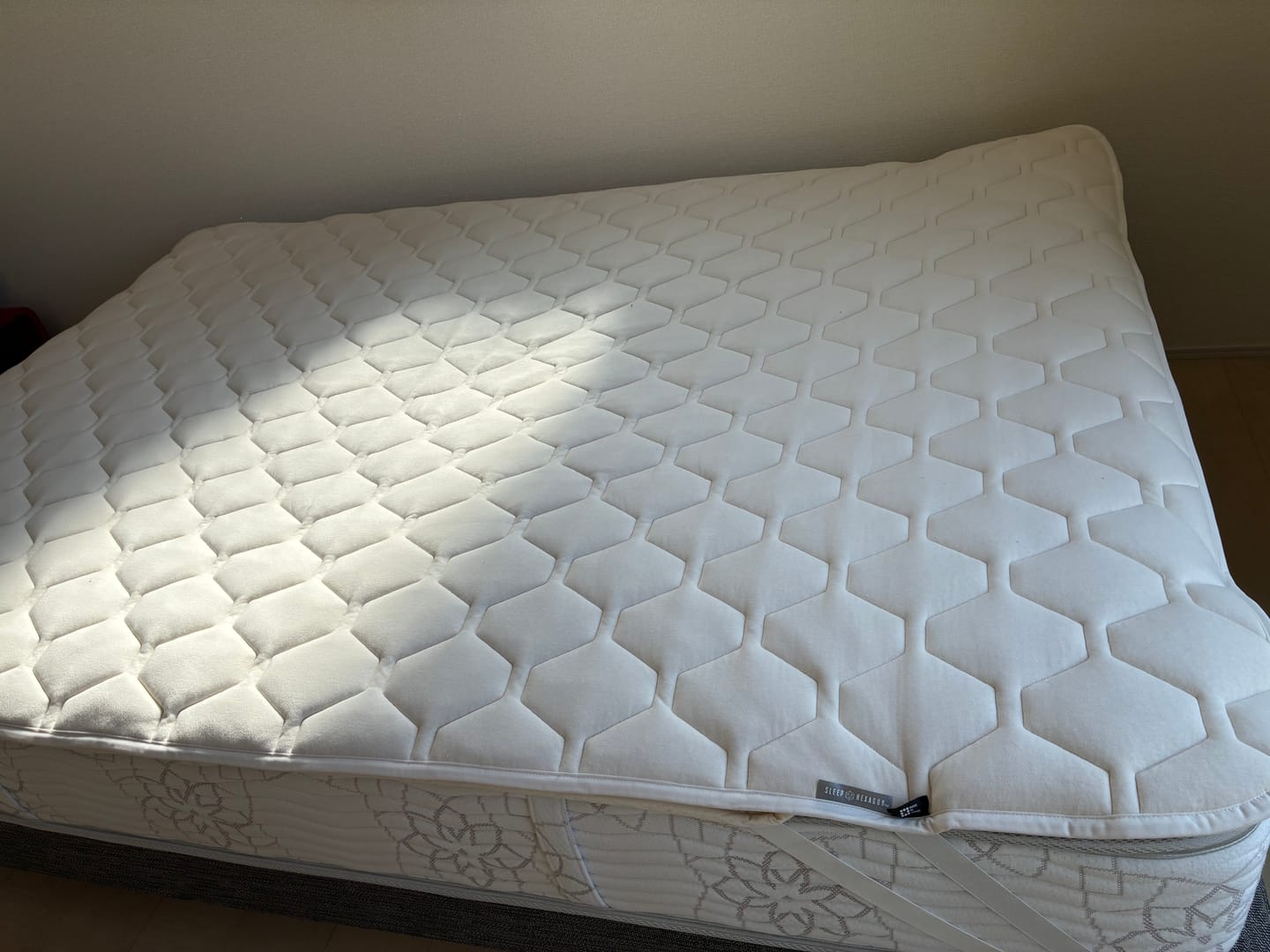 Customer photo review of SLEEP HEXAGON　ホルミシス敷パッド