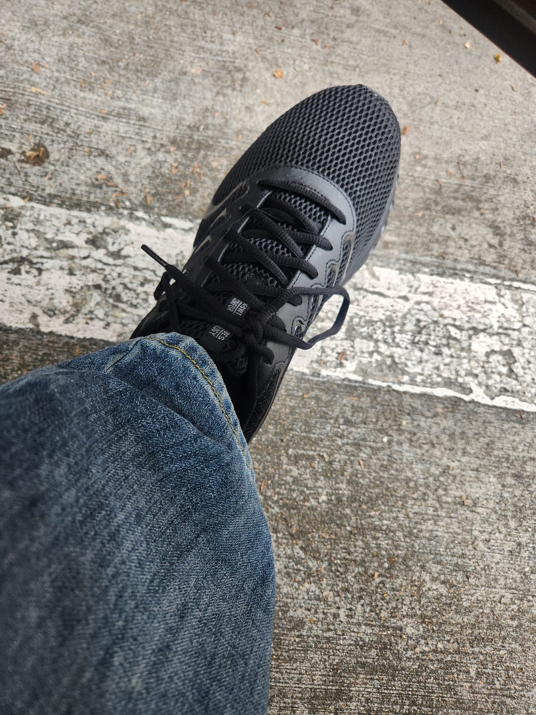 Customer photo review of 07112-011-XW | TUBES 200 | BLACK/CHARCOAL
