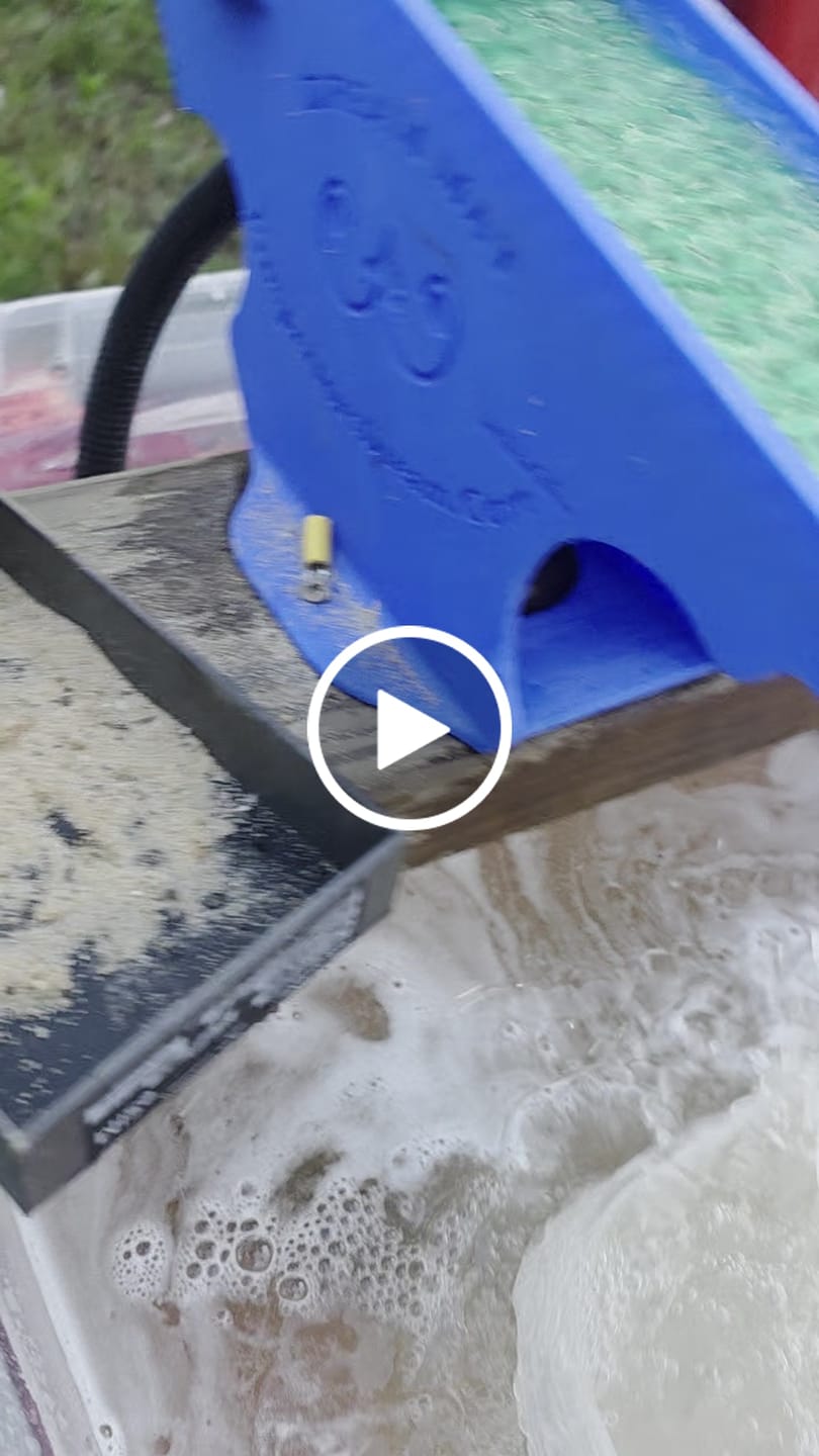 Customer video review of Gold Clean Up Buddy - 12V Kit (500gph) - Dream Mat Exclusive Sluice Box | Gold Prospecting Equipment