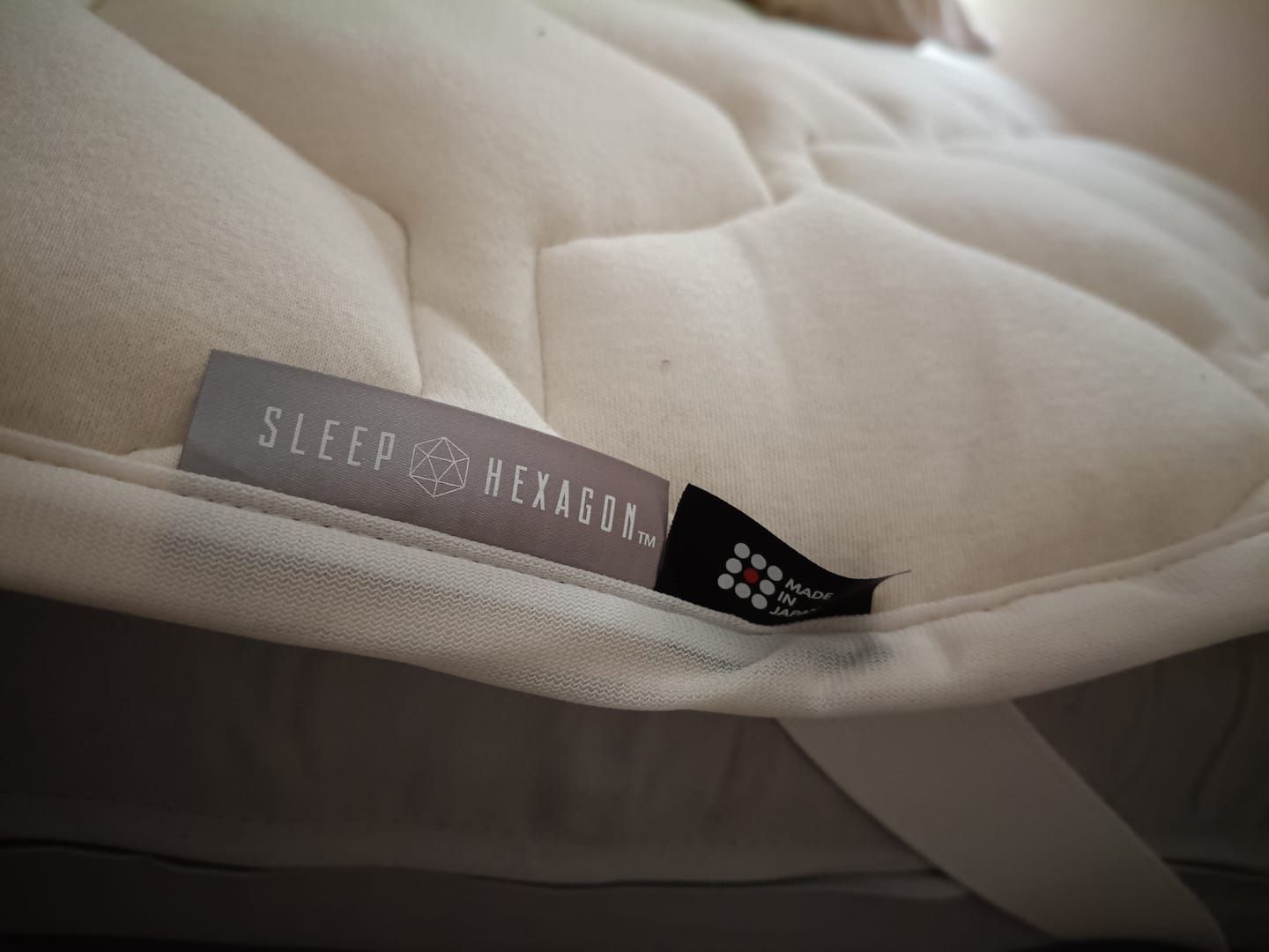 Customer photo review of SLEEP HEXAGON　ホルミシス敷パッド