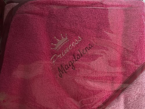Customer photo review of Wolimbo Mädchen Kapuzenhandtuch mit Namen und Motiv