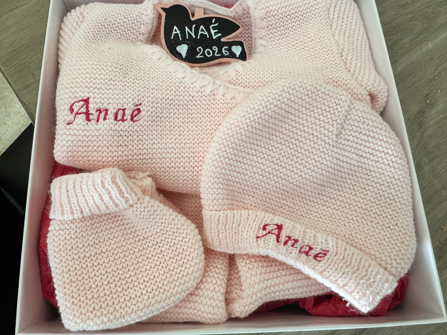 Customer photo review of Ensemble en maille brodé