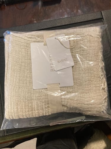 Customer photo review of Dore İpeksi Koltuk Şalı Naturel