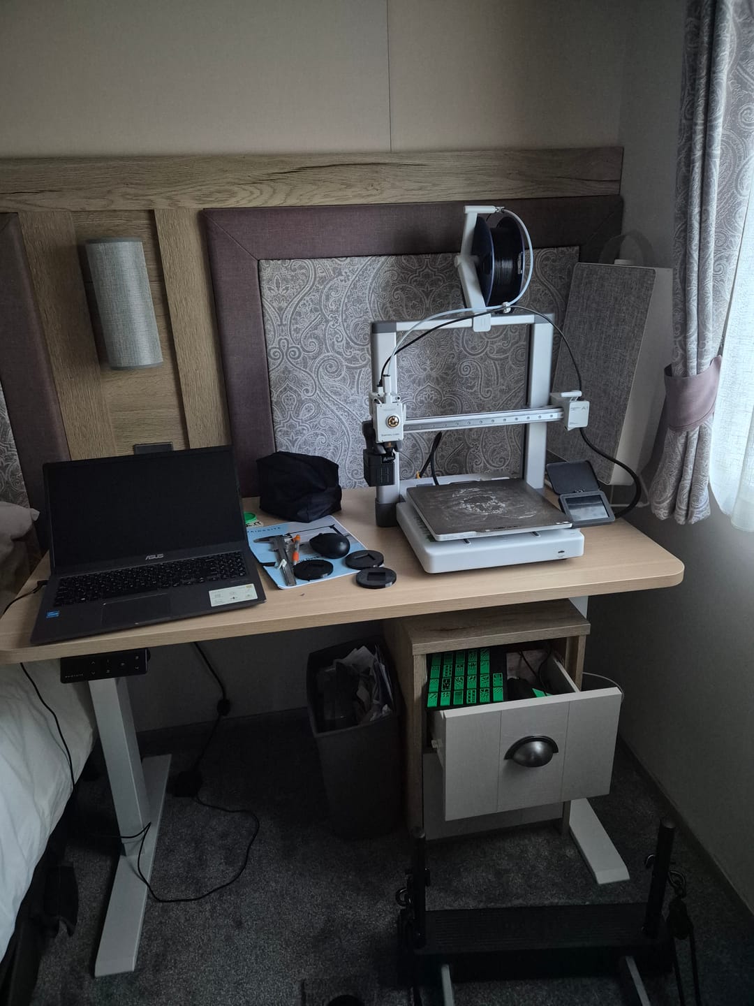 Customer photo review of Maidesite T1 Pro - Electric Height-Adjustable Standing Desk Frame